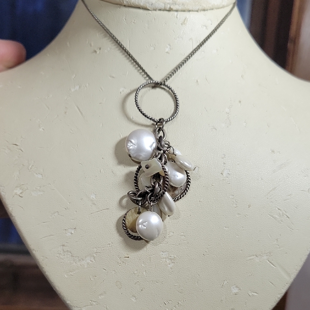 Silver & Pearl Necklace 18"
